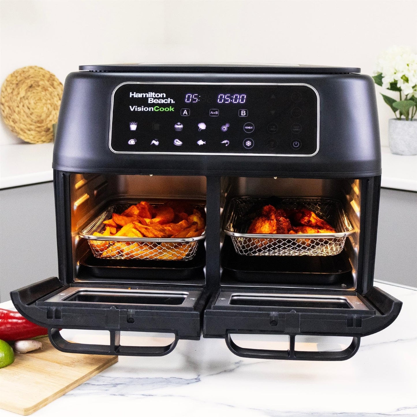 Hamilton Beach 11L Dual Air Fryer – VisionCook Window, 10 Presets, Smart Finish